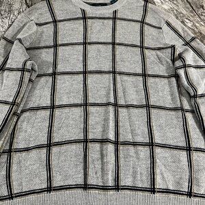 Gray Checkered Men's Sweater